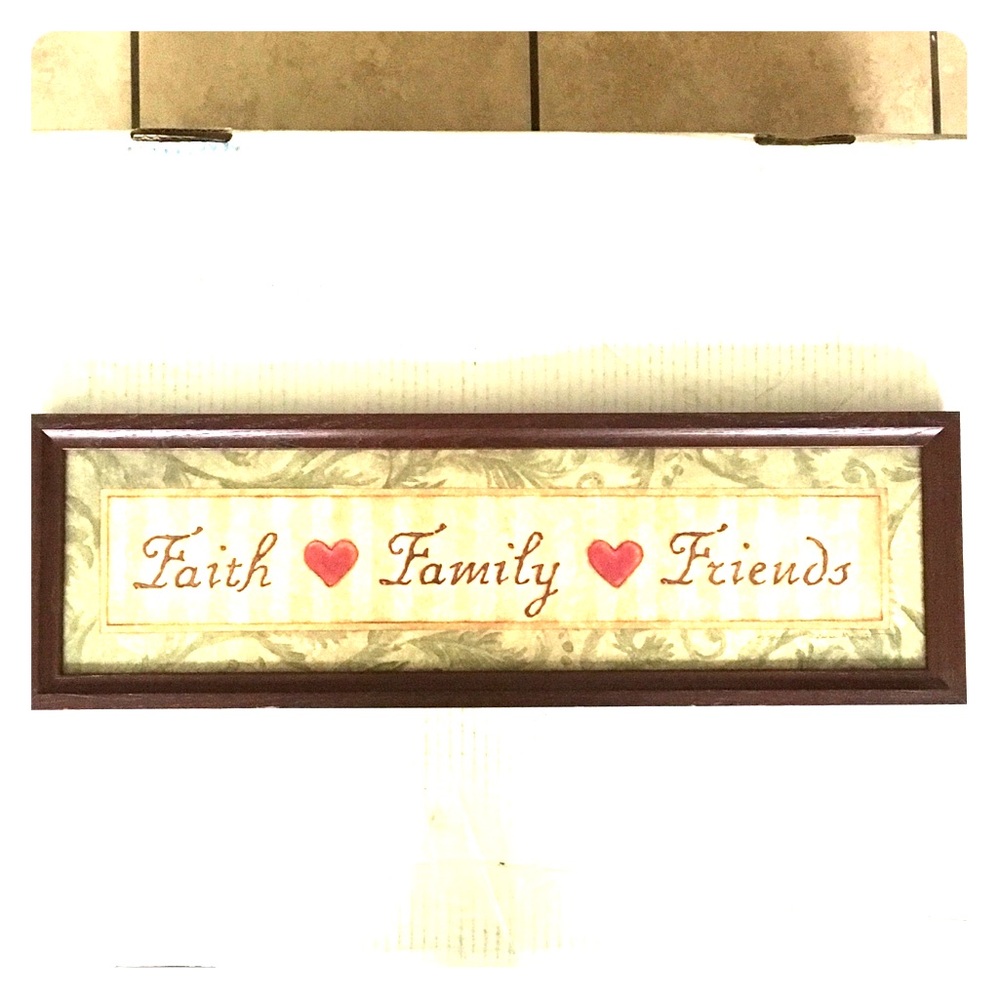 Home Interiors Faith Family Friends wall hanging